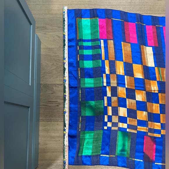 Checkered Scarf - Picture 5 of 5